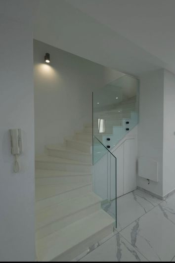 Image No.16-3 Bed House for sale