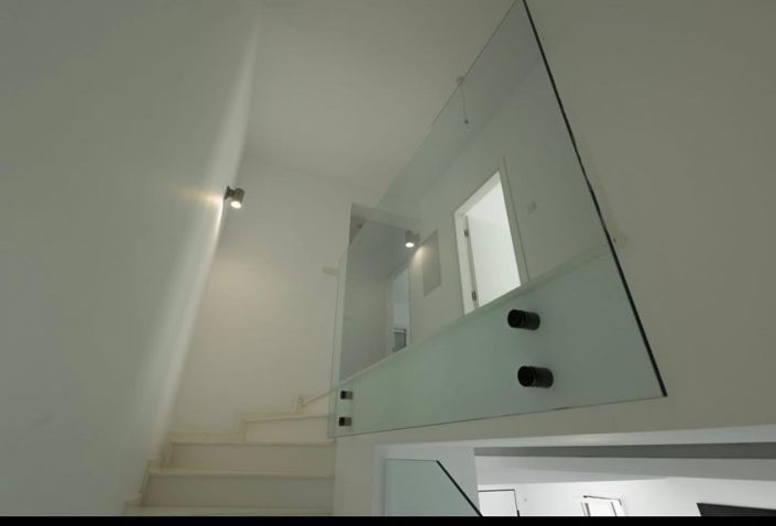 Image No.17-3 Bed House for sale