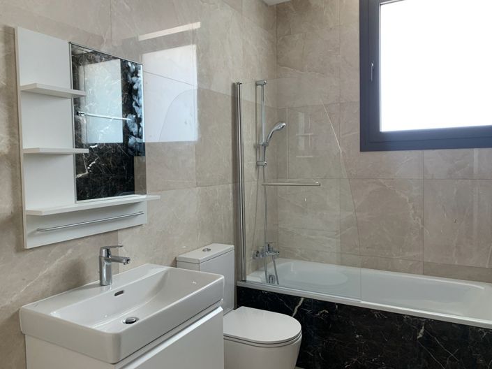 Image No.19-3 Bed Apartment for sale