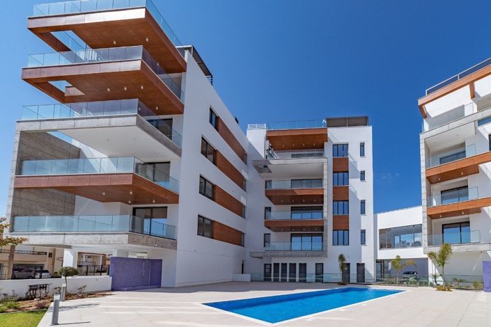 Image No.2-3 Bed Apartment for sale