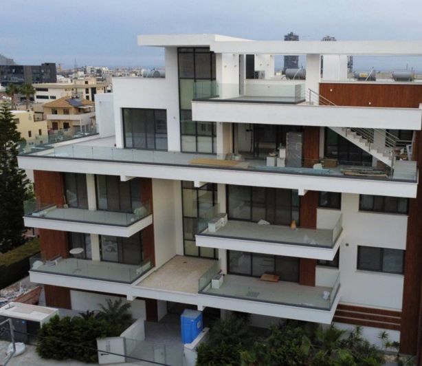 Image No.1-3 Bed Apartment for sale
