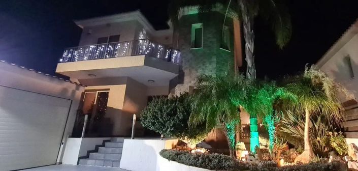 Image No.1-3 Bed House for sale