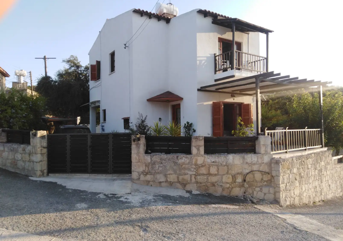 Image No.1-3 Bed House for sale