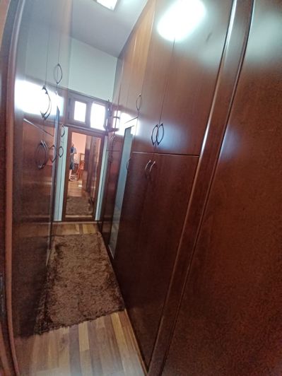 Image No.2-4 Bed House for sale