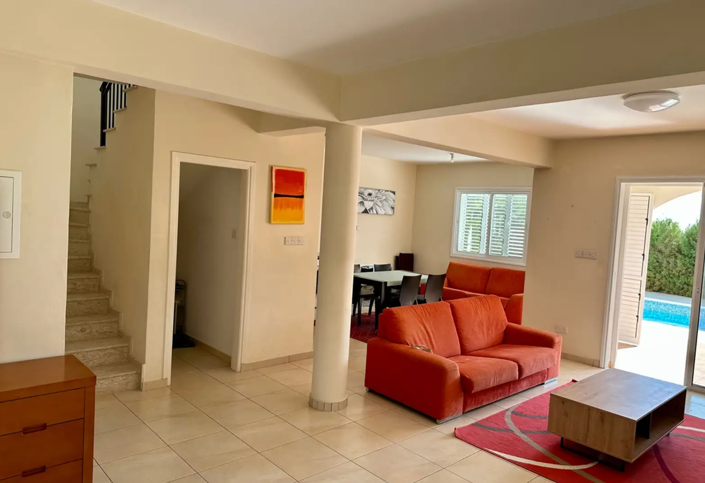 Image No.7-3 Bed Villa for sale