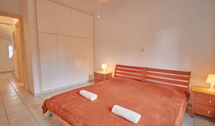 Image No.6-3 Bed House for sale