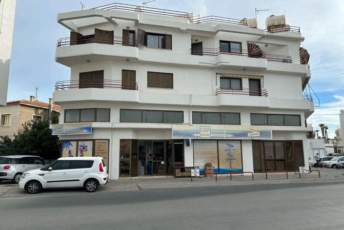 Image No.1-3 Bed Apartment for sale