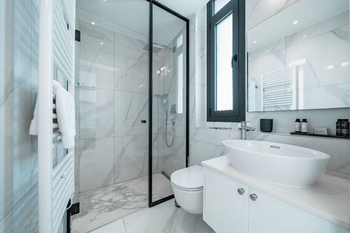 Image No.4-1 Bed Studio for sale