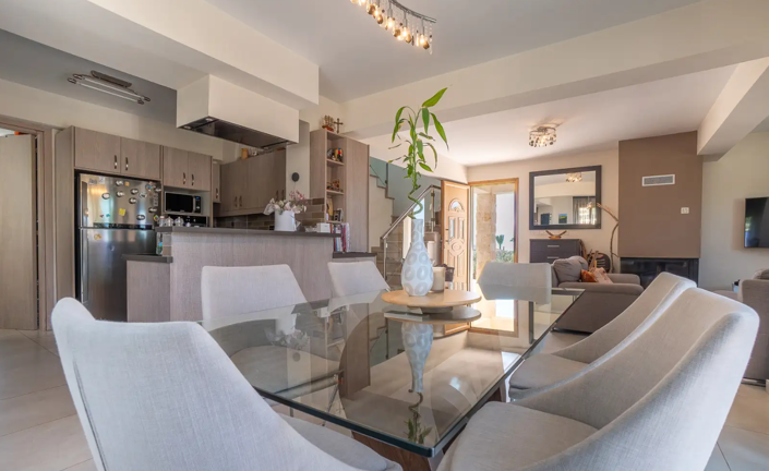 Image No.5-4 Bed House for sale