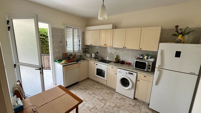 Image No.11-3 Bed Apartment for sale