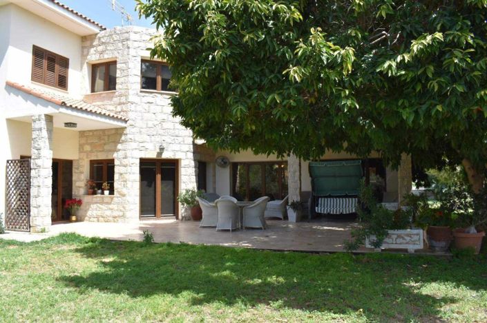Image No.3-4 Bed Villa for sale