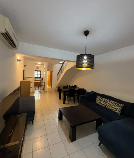 Image No.1-2 Bed House for sale