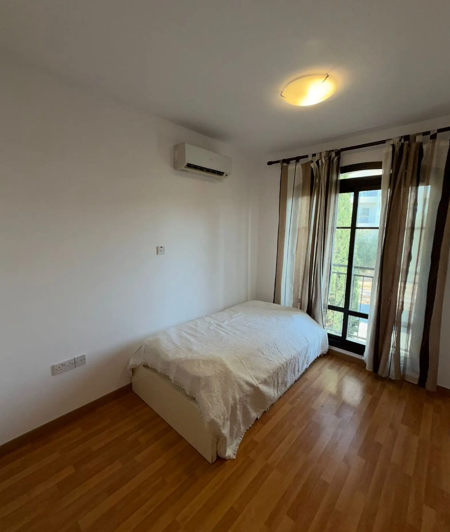 Image No.4-2 Bed House for sale