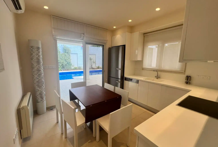 Image No.9-3 Bed House for sale