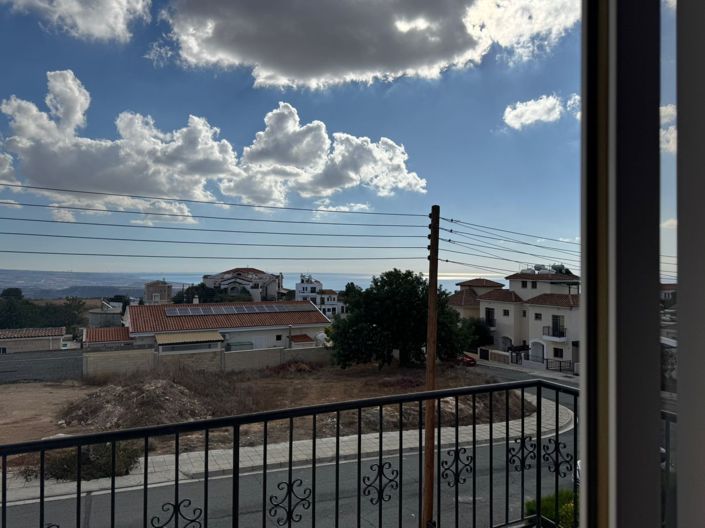 Image No.14-3 Bed House for sale