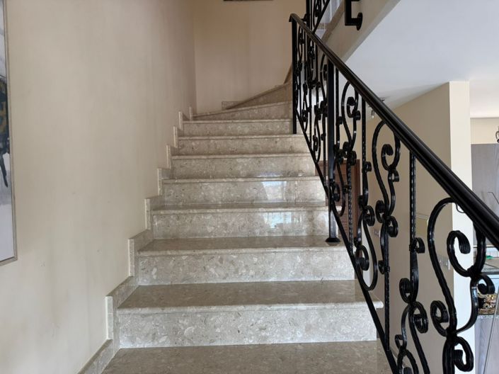 Image No.28-3 Bed House for sale