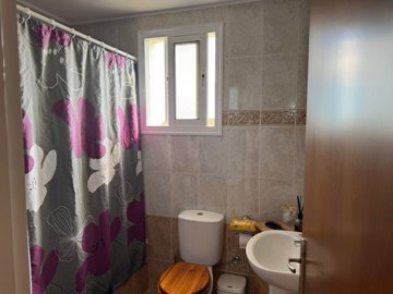 daa60bb4-bda0-417a-afd6-cc382579abb3