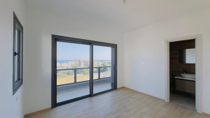 Image No.19-2 Bed House for sale