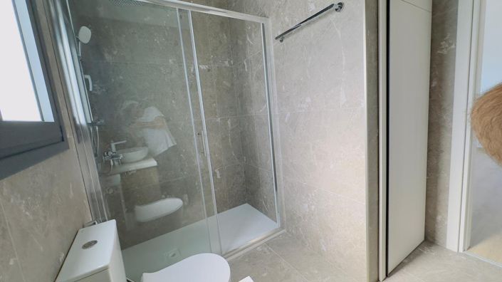 Image No.23-2 Bed House for sale