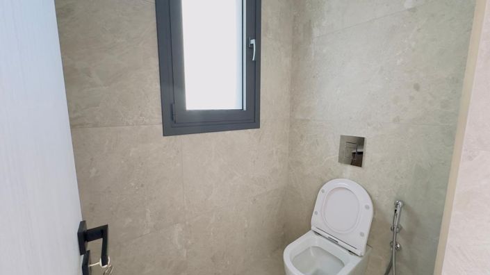 Image No.7-2 Bed House for sale