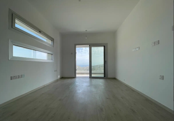 Image No.12-3 Bed Villa for sale