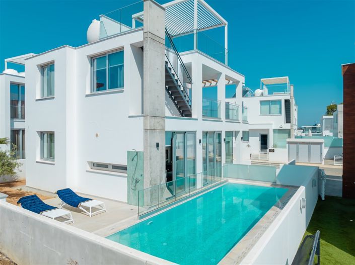 Image No.1-5 Bed Villa for sale