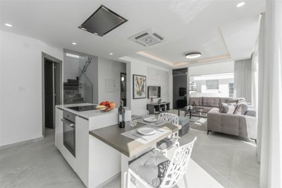 d605ed95-2856-47c5-bbb0-35323b76972a