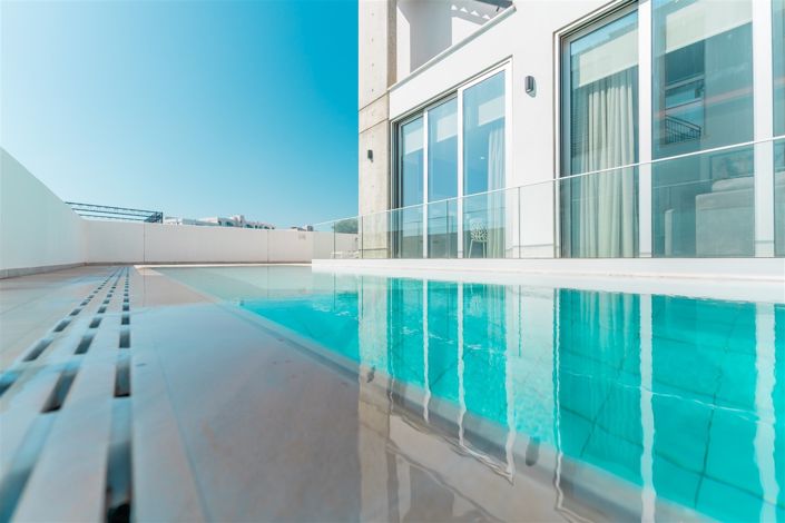 Image No.19-5 Bed Villa for sale