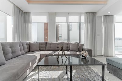 6ee96835-007d-4d61-a3df-b24e315db67d