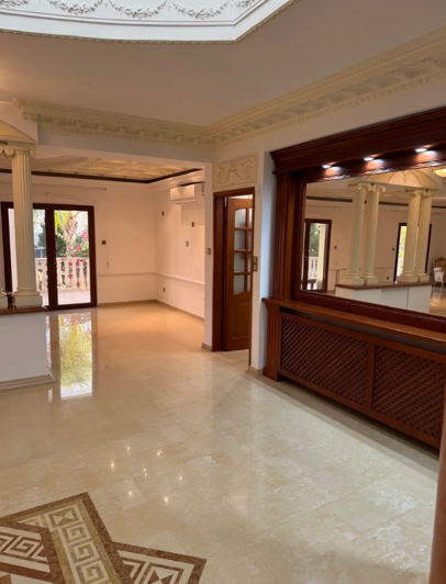 Image No.6-6 Bed House for sale
