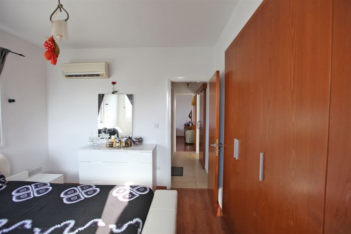 Image No.18-2 Bed Apartment for sale