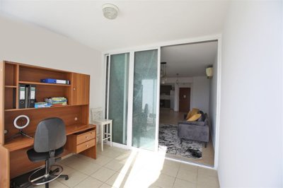 f6f2a4f3-e386-48f3-a20b-4b67afd72538