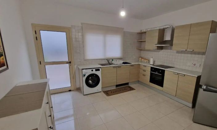 Image No.3-3 Bed House for sale