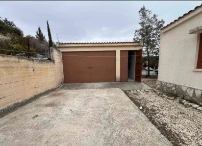 Image No.4-2 Bed House for sale