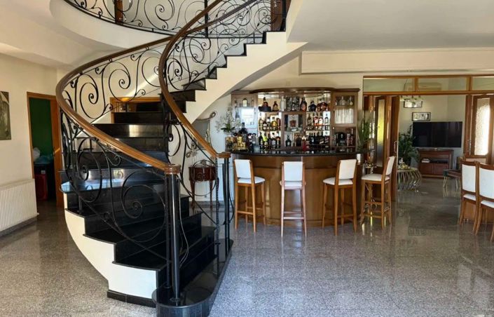 Image No.5-4 Bed House for sale