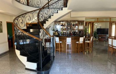 612f2e59-d114-4ef7-8200-838fd7e5f87d