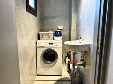 49f9ce36-cfd9-4605-b2f6-baa1b4763582