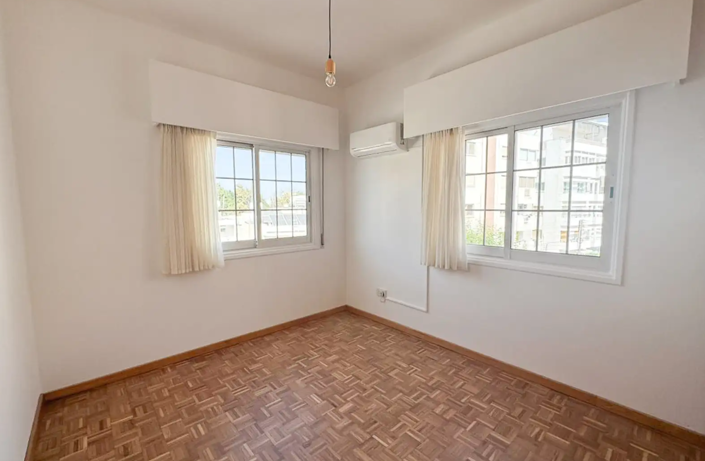 Image No.11-3 Bed Apartment for sale