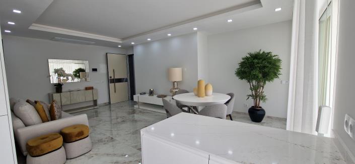 Image No.8-3 Bed Apartment for sale