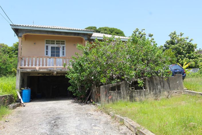 Image No.1-4 Bed Property for sale