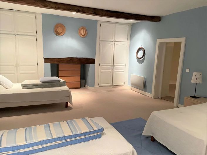 Image No.25-9 Bed House for sale