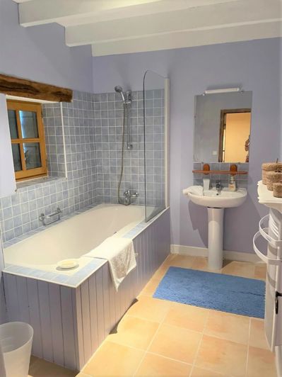 Image No.28-9 Bed House for sale