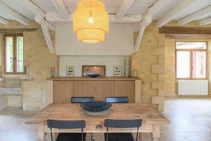 Image No.12-7 Bed House for sale