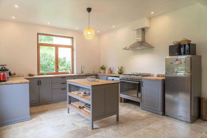 Image No.13-7 Bed House for sale