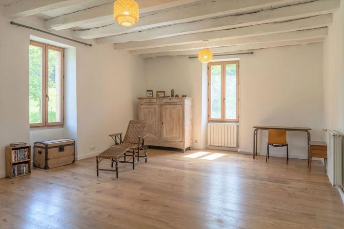 Image No.14-7 Bed House for sale