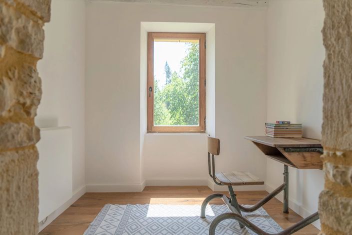 Image No.16-7 Bed House for sale