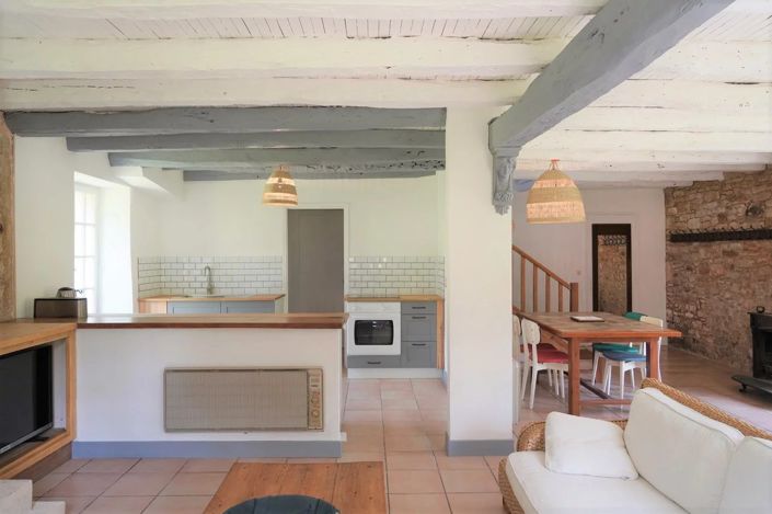 Image No.28-7 Bed House for sale