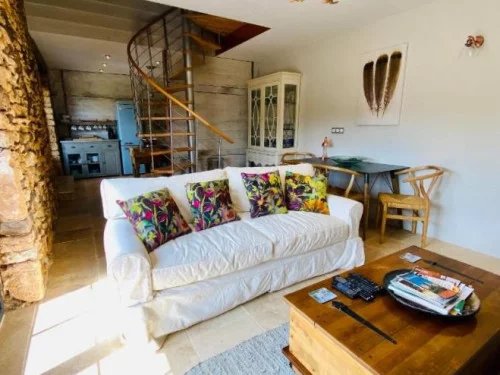 Image No.5-6 Bed House for sale