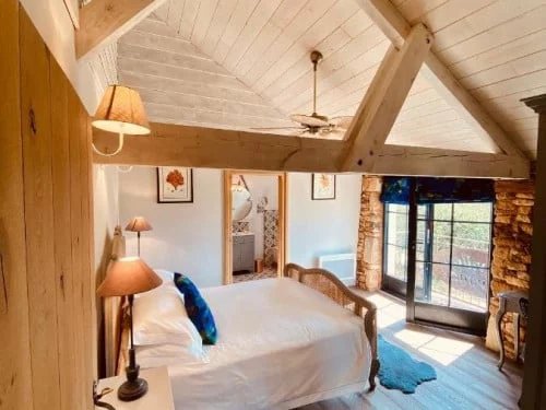 Image No.8-6 Bed House for sale