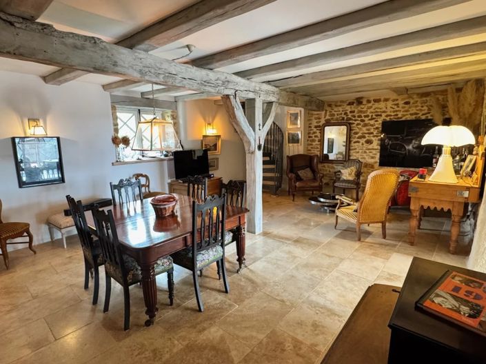 Image No.19-6 Bed House for sale